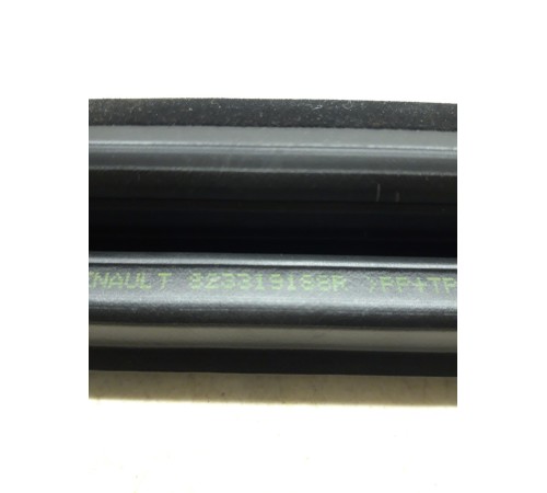 Уплотнитель стекла (задний левый внутренний)