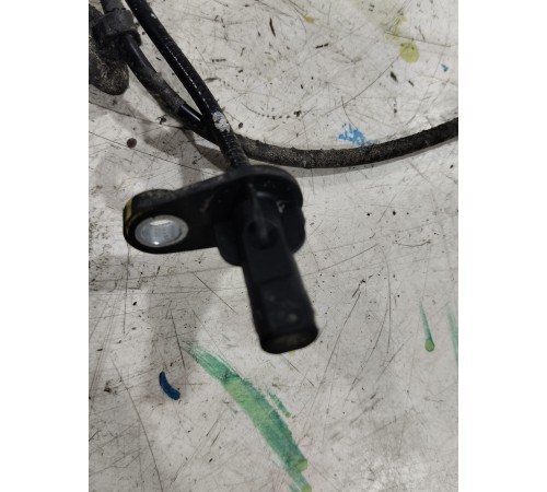 Датчик ABS передний правый