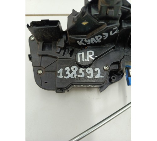 Замок двери передний правый