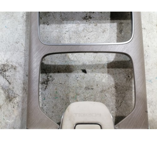 Накладка центральной консоли декоративная