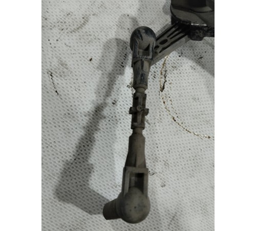 Датчик высоты дорожного просвета(передний левый)