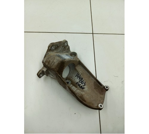 Кронштейн катализатора