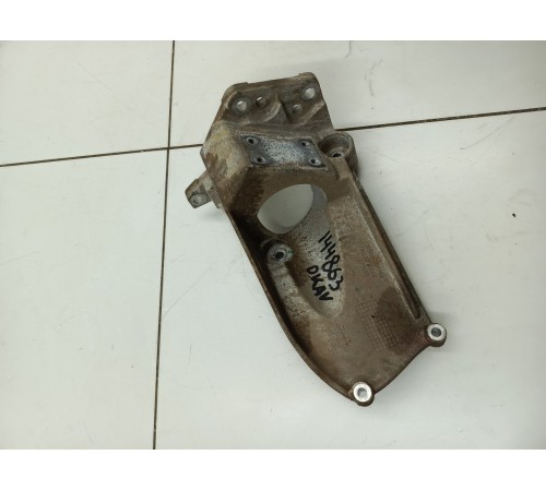 Кронштейн катализатора