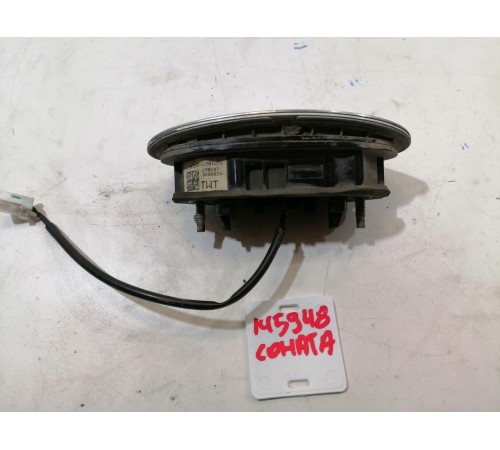 Кнопка открывания крышки багажника