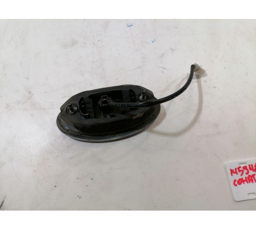 Кнопка открывания крышки багажника