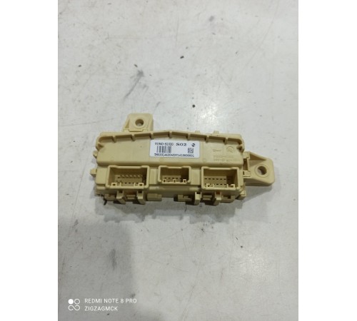 Блок предохранителей (салонный)