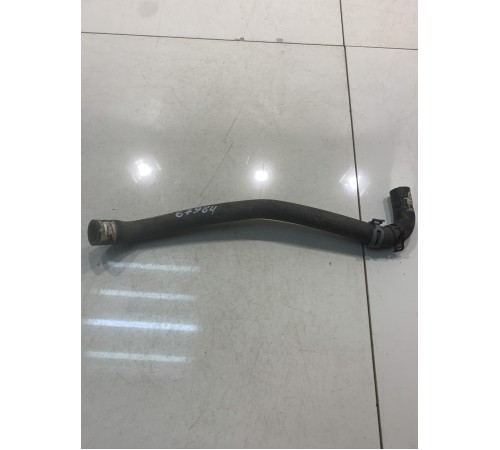 Патрубок системы охлаждения