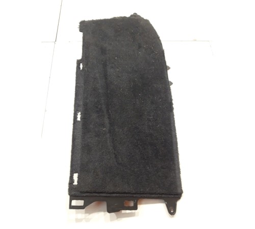 Обшивка центральной консоли (задняя, правая)