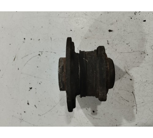 Ступица (задняя, левая)