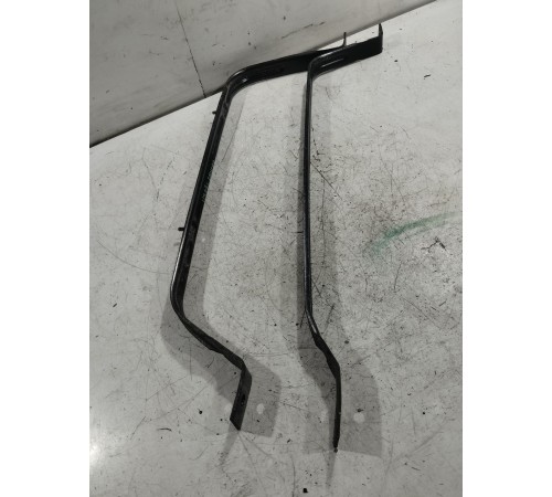 Крепление топливного бака 2шт