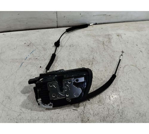 Замок двери задний правый