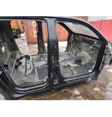 Порог со стойкой правый