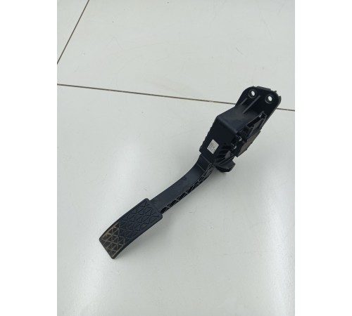 Педаль газа электронная