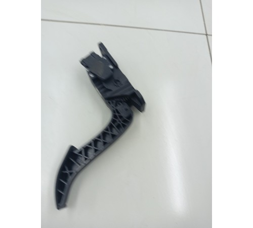 Педаль газа электронная