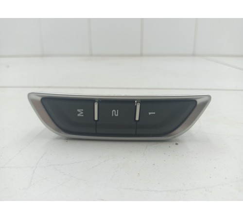 Блок управления памятью сиденья