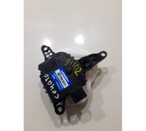 Моторчик привода заслонок отопителя