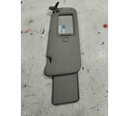 Козырек солнцезащитный(правый)