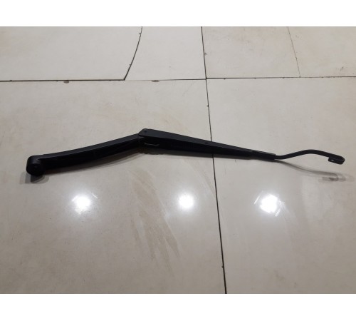 Поводок стеклоочистителя(левый)