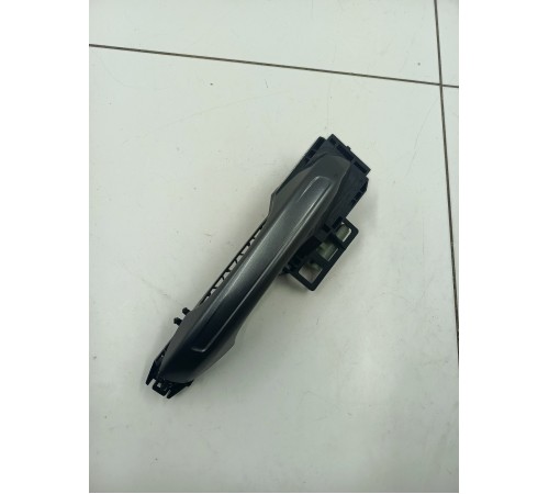 Ручка двери передняя правая внешняя