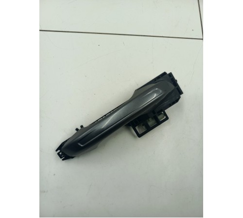 Ручка двери передняя правая внешняя