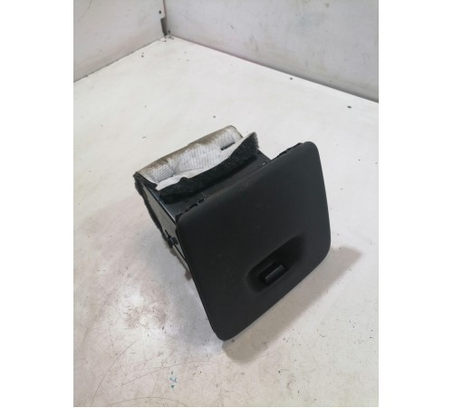 Бардачок торпедо