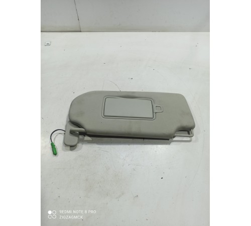 Козырек солнцезащитный(правый)