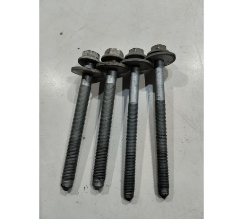 Комплект болтов (4 шт.)