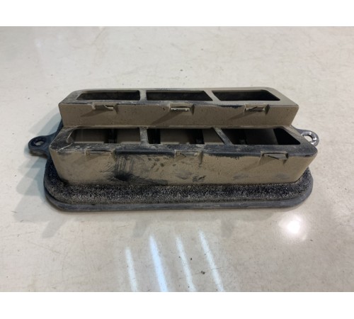 Воздухозаборник (задний, правый)