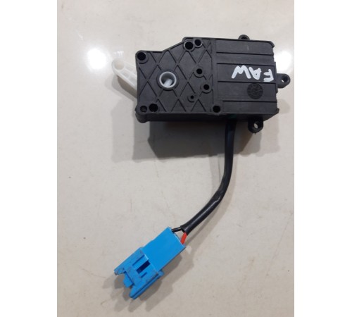 Моторчик привода заслонок отопителя