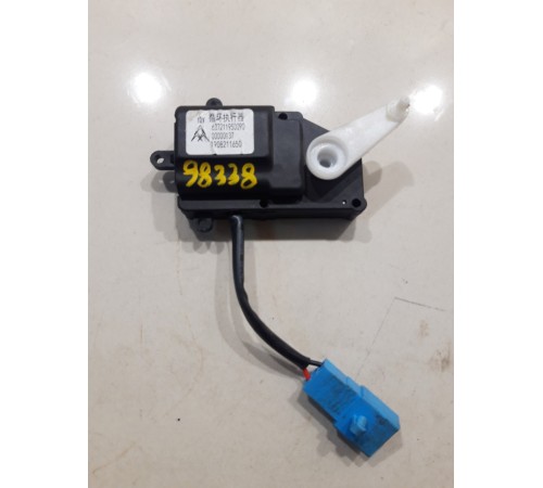 Моторчик привода заслонок отопителя