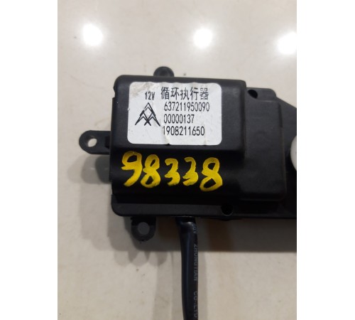 Моторчик привода заслонок отопителя