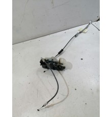 Замок двери передний левый