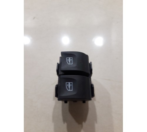 Кнопки стеклоподъемника передние левые