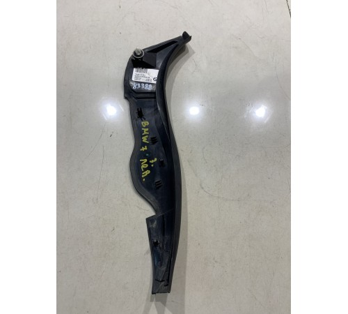 Обшивка крышки багажника(задняя левая)