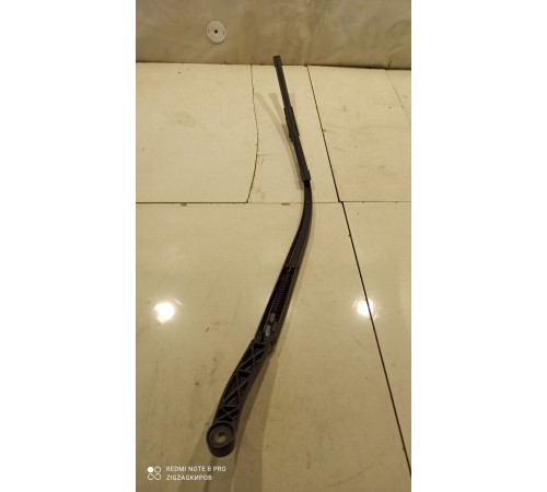 Поводок стеклоочистителя(левый)