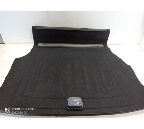 Пол багажника