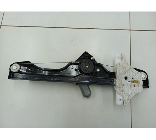 Стеклоподъемник двери передний правый