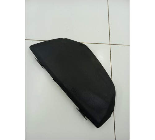 Крышка бардачка