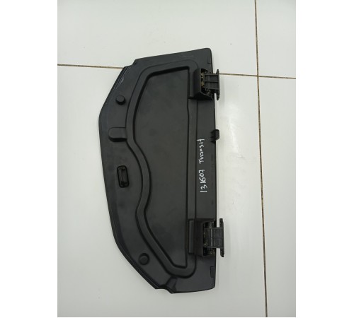 Крышка бардачка