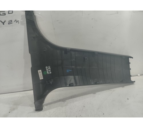 Обшивка центральной стойки левая