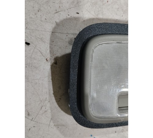 Плафон внутреннего освещения салона