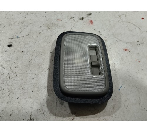 Плафон внутреннего освещения салона