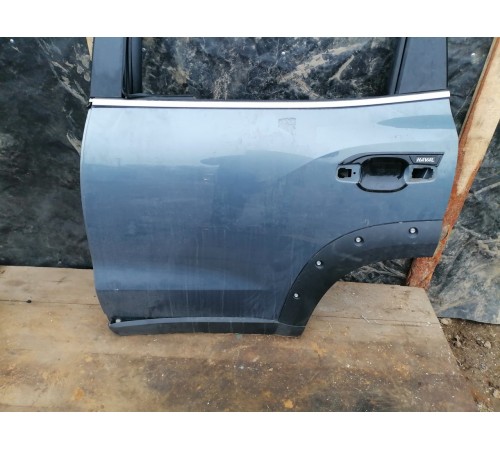 Дверь задняя левая