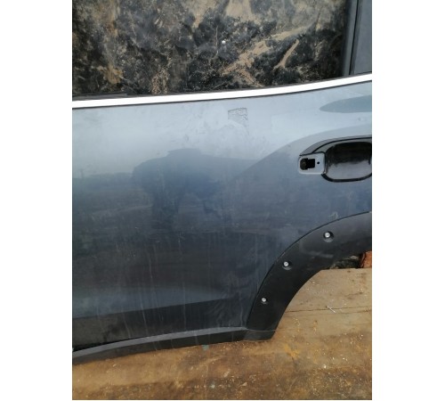 Дверь задняя левая