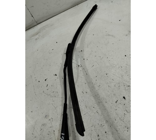 Поводок стеклоочистителя(левый)