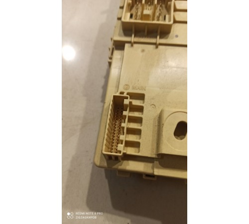 Блок предохранителей (салонный)