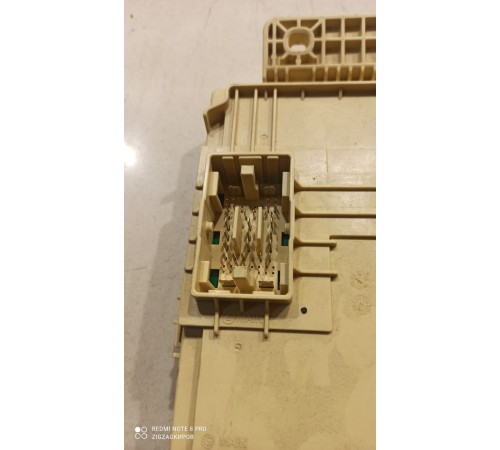 Блок предохранителей (салонный)