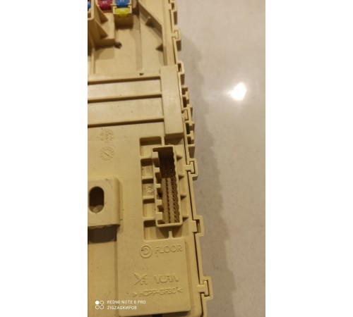 Блок предохранителей (салонный)