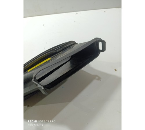 Воздухозаборник подкапотный левый