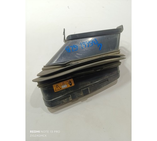 Воздухозаборник подкапотный левый